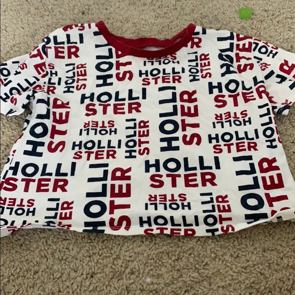cropped hollister top